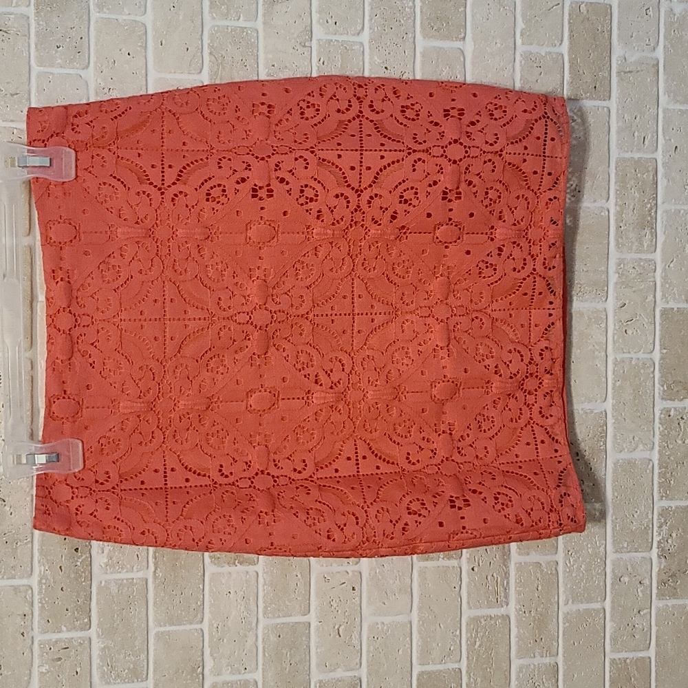 Banana Republic Women's Corral Lace Knee Skirt (Sz 4)
